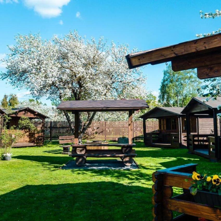 Karjamaa Garden Bungalows Free Parking Пярну Экстерьер фото